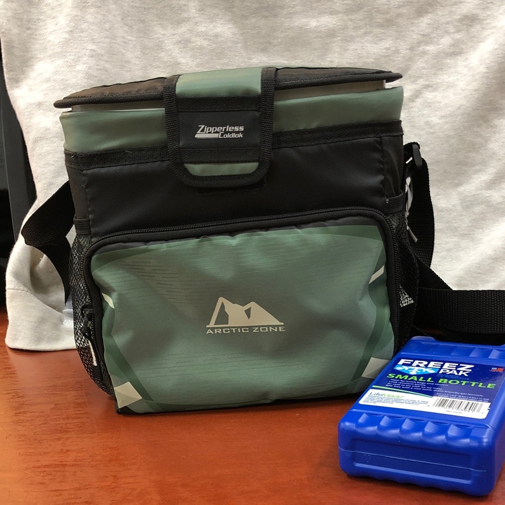 Arctic Zone 9 Can Zipperless HardBody Cooler Bag w/ ice pack brand new
